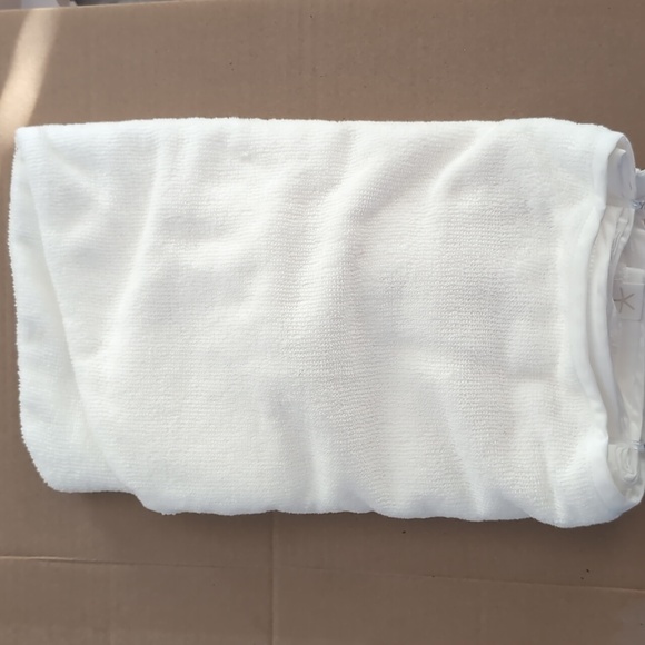 Barefoot Dreams Terry Towel Head Wrap White, New - Picture 3 of 4